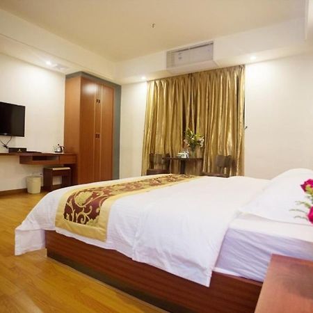 Greentree Alliance Guangdong Chaozhou Jinlong Building Hotel Exterior photo